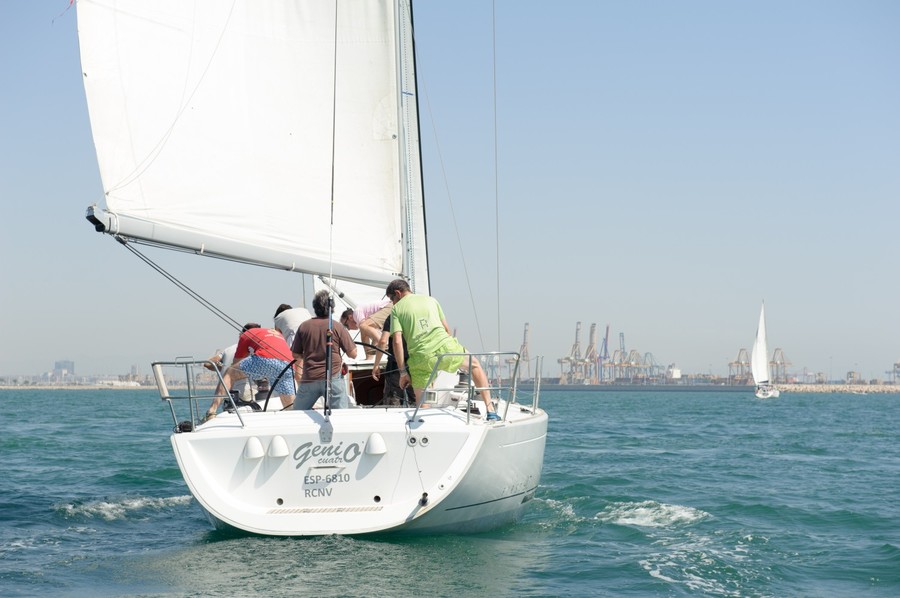 AUROVITAS REG_ (223)