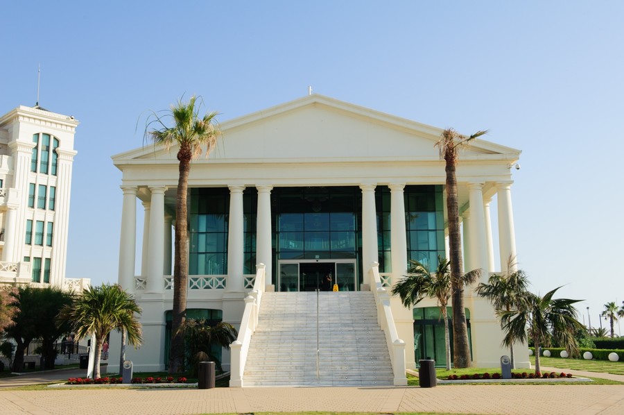 AUROVITAS ARENAS_ (25)