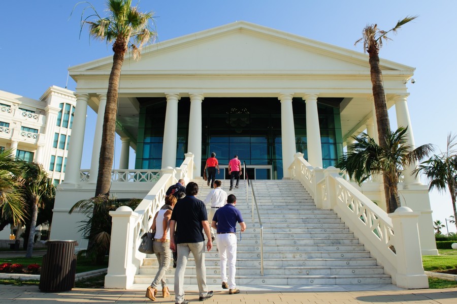 AUROVITAS ARENAS_ (29)